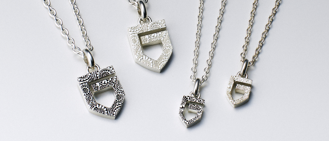 GARNIガルニネックレスパイソンピックペンダント リングピアス GARNIガルニネックレスパイソンピックペンダント リングピアス